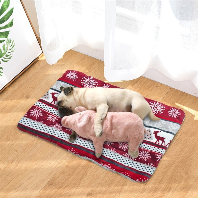 Cozy Flannel Dog Blanket Mat – Soft & Washable Bed Pad