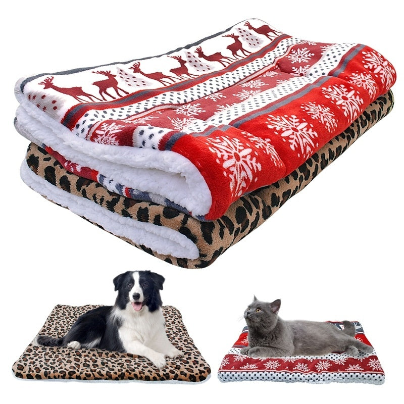Cozy Flannel Dog Blanket Mat – Soft & Washable Bed Pad